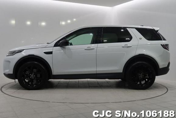 Land Rover Discovery in Yulong White for Sale Image 6