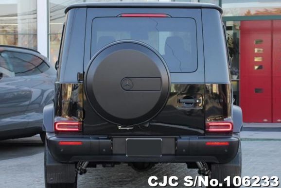 Mercedes Benz G Class in Black for Sale Image 4