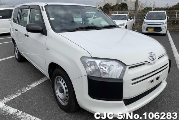 Toyota Probox in White for Sale Image 0