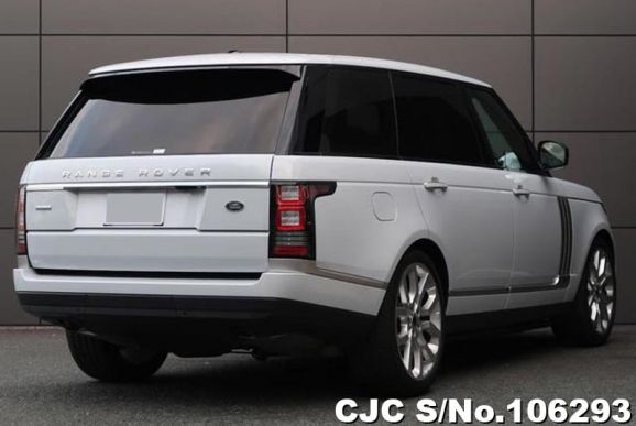 Land Rover Range Rover in White for Sale Image 2