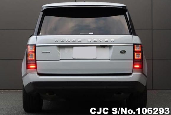 Land Rover Range Rover in White for Sale Image 5