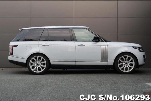 Land Rover Range Rover in White for Sale Image 6