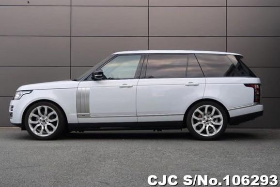 Land Rover Range Rover in White for Sale Image 7