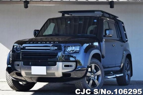 Land Rover Defender in Black for Sale Image 3