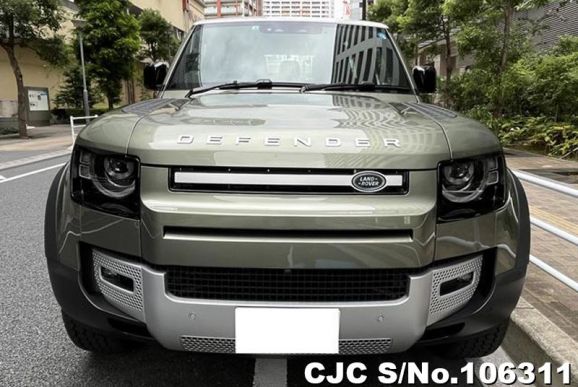 Land Rover Defender in Green for Sale Image 2