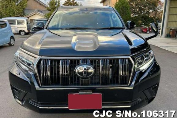 Toyota Land Cruiser Prado in Black for Sale Image 3