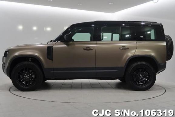 Land Rover Defender in Beige for Sale Image 7