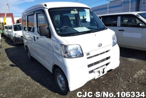 Daihatsu Hijet Van in White for Sale Image 0