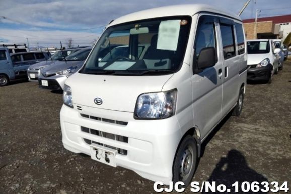 Daihatsu Hijet Van in White for Sale Image 3