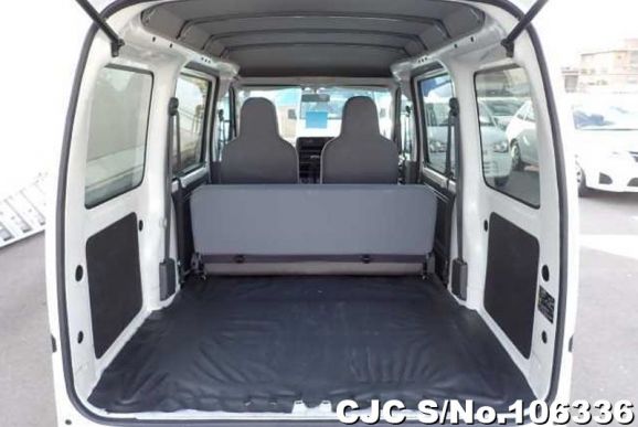 Daihatsu Hijet Van in White for Sale Image 2