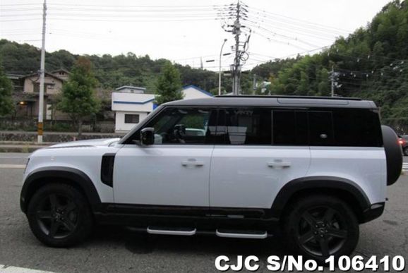 Land Rover Defender in White for Sale Image 7