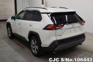 Toyota Rav4 in White for Sale Image 1