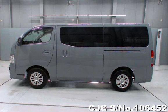 Nissan Caravan in Gray for Sale Image 5