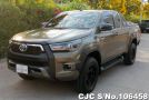 Toyota Hilux in Oxide Bronze Metallic for Sale Image 3