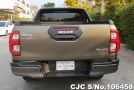 Toyota Hilux in Oxide Bronze Metallic for Sale Image 5