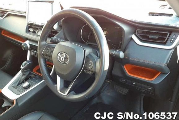 Toyota Rav4 in Black for Sale Image 6