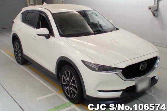 Mazda CX-5 in White for Sale Image 0