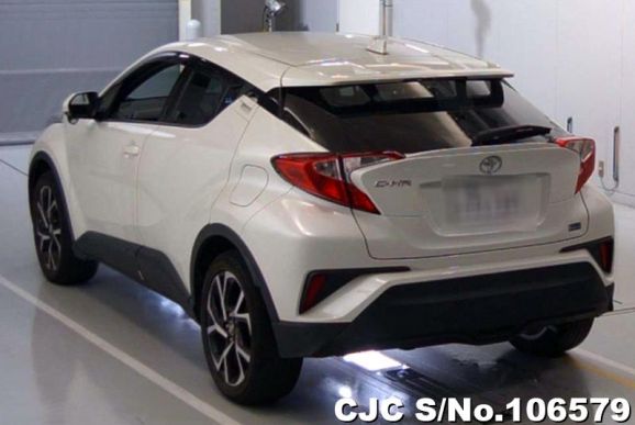 Toyota C-HR in White for Sale Image 2