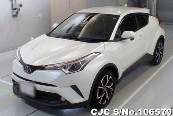 Toyota C-HR in White for Sale Image 3