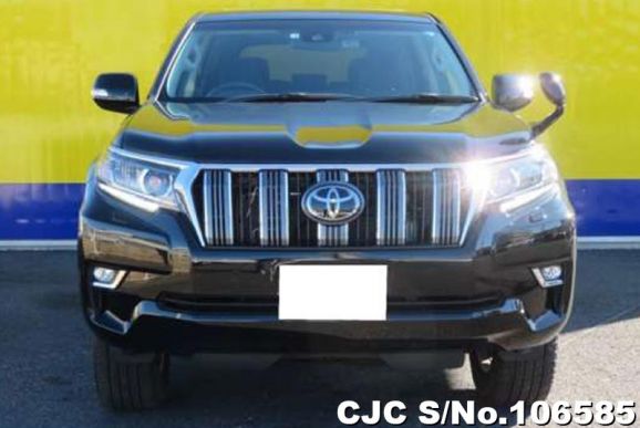 Toyota Land Cruiser Prado in Black for Sale Image 2