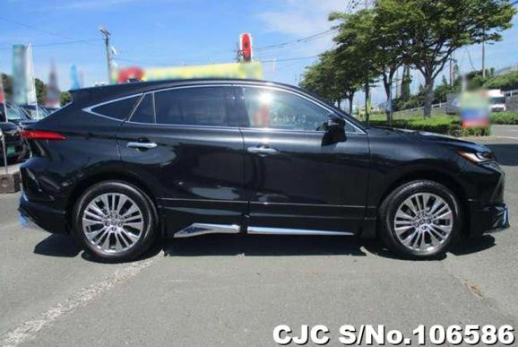 Toyota Harrier in Black for Sale Image 6