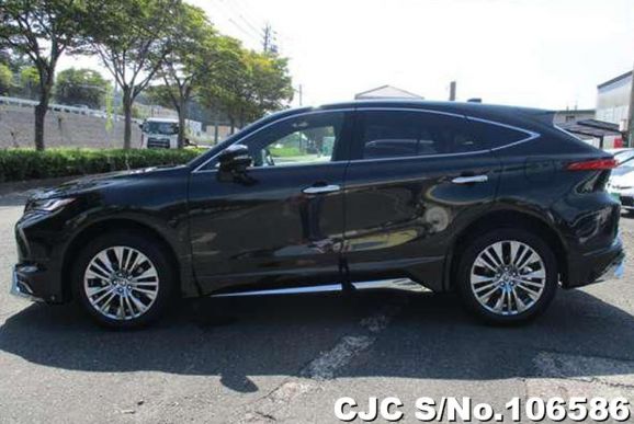 Toyota Harrier in Black for Sale Image 7