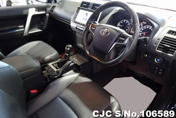 Toyota Land Cruiser Prado in Black for Sale Image 9