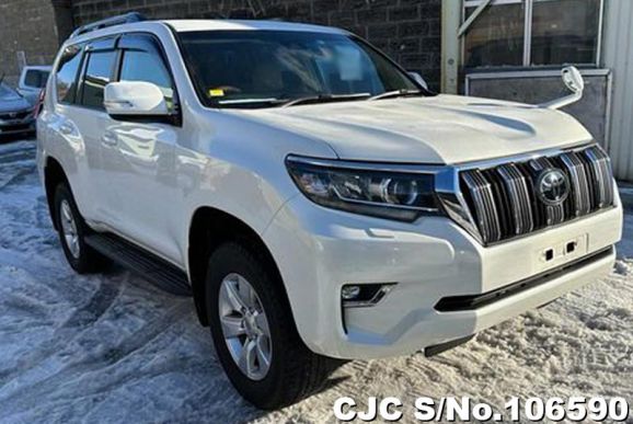 Toyota Land Cruiser Prado in White for Sale Image 0