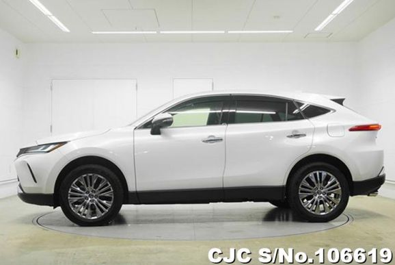 Toyota Harrier in Pearl for Sale Image 7