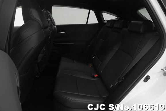 Toyota Harrier in Pearl for Sale Image 13