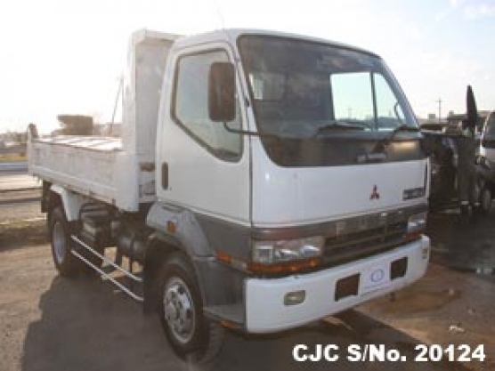 2001 Mitsubishi / Fuso Fighter Stock No. 20124