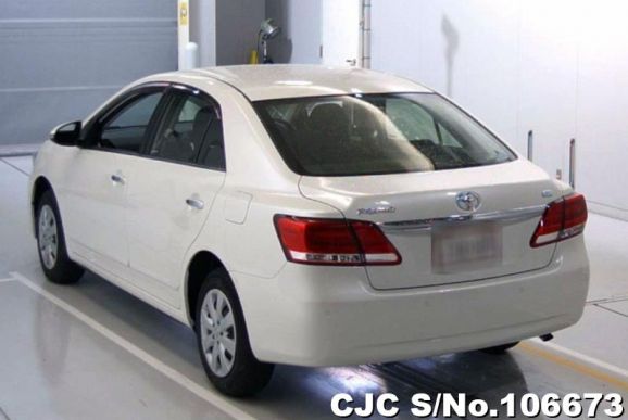 Toyota Premio in White for Sale Image 1