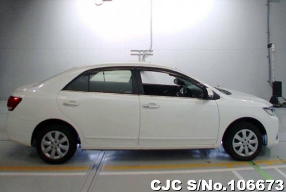 Toyota Premio in White for Sale Image 4