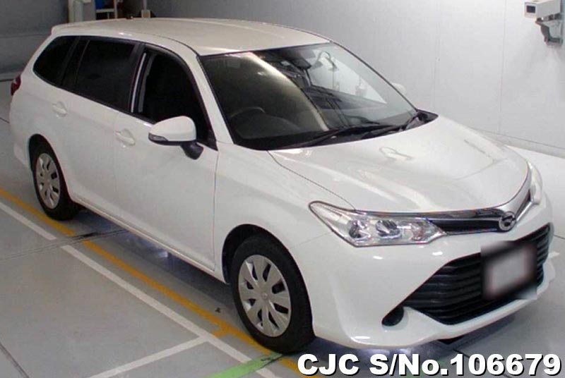 Toyota / Corolla Fielder 2017