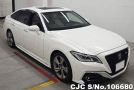 Toyota Crown in White for Sale Image 0