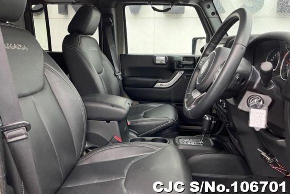 Chrysler Jeep Wrangler in Gray for Sale Image 2