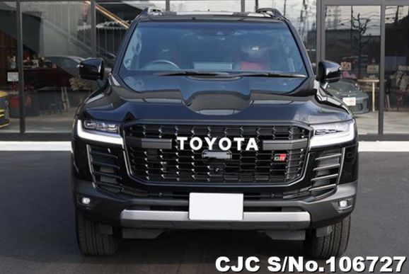 Toyota Land Cruiser in Black for Sale Image 2