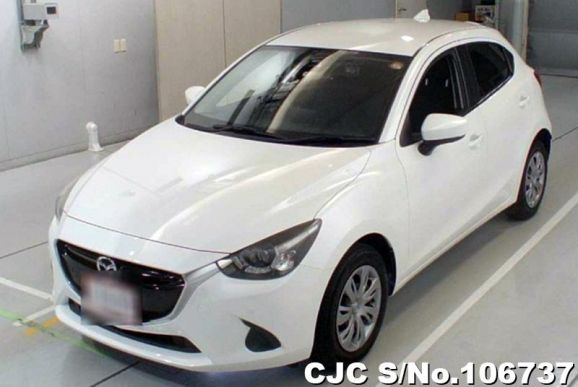 Mazda Demio in White for Sale Image 3