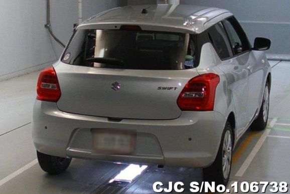 Suzuki Swift in Silver for Sale Image 2