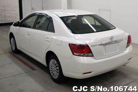 Toyota Allion in White for Sale Image 1