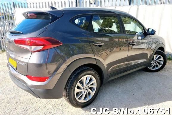 Hyundai Tucson in Gray for Sale Image 1