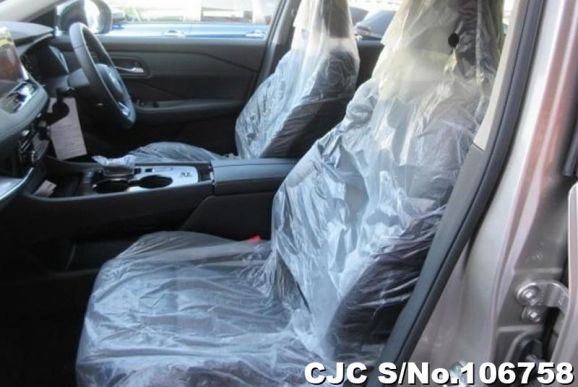 Nissan X-Trail in Silver for Sale Image 11