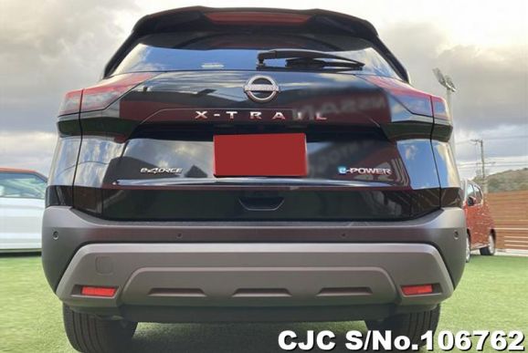 Nissan X-Trail in Black for Sale Image 5