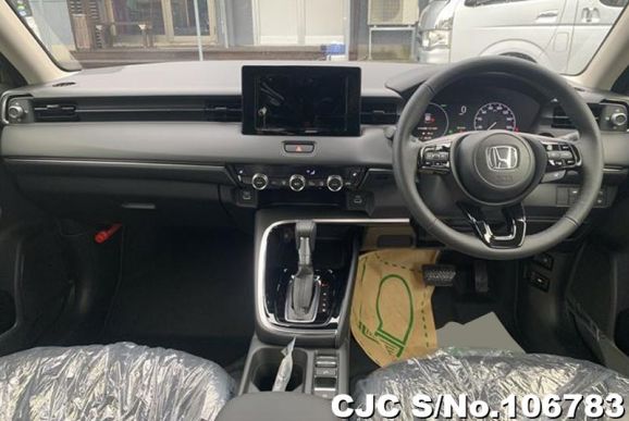 Honda Vezel in Beige for Sale Image 4