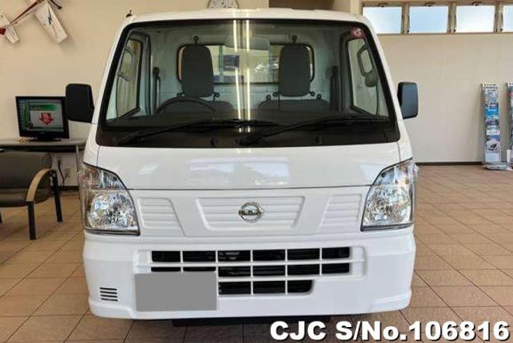 Nissan Clipper in White for Sale Image 3