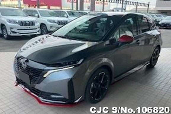 Nissan Aura e-Power in Gray for Sale Image 4