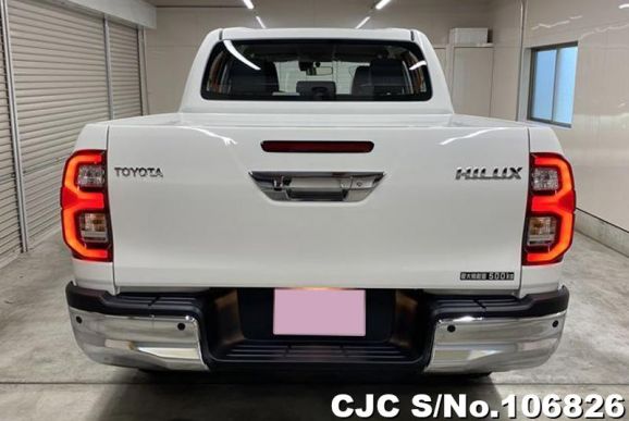 Toyota Hilux in White for Sale Image 5