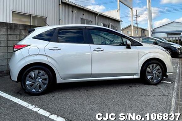 Nissan Note in Silver for Sale Image 2