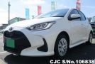 Toyota Yaris in Pearl for Sale Image 3