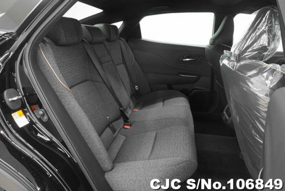 Toyota Crown Crossover in Black for Sale Image 11